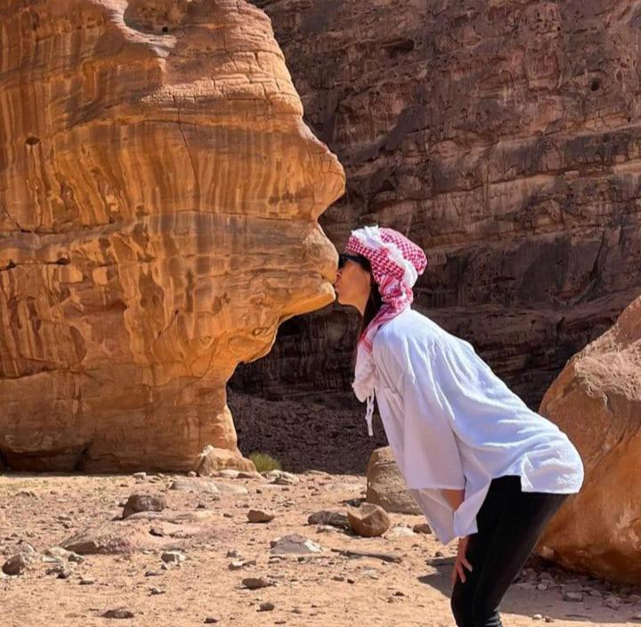 Saleem With Jeep Tour Apartment Wadi Rum Exterior foto