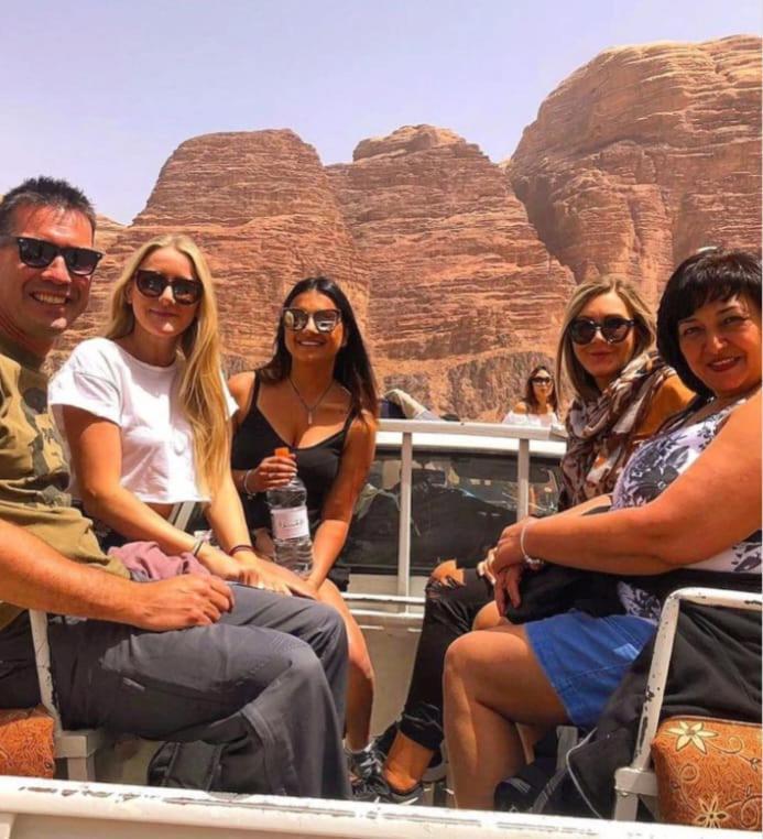 Saleem With Jeep Tour Apartment Wadi Rum Exterior foto